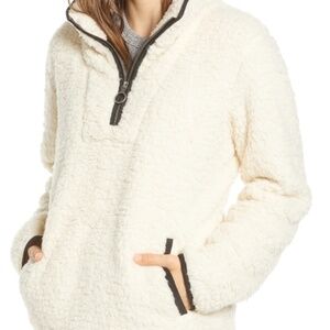 Thread & Supply Sherpa Quarter Zip Pullover